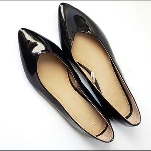 Lame Bryant Black Patent Leather Flats